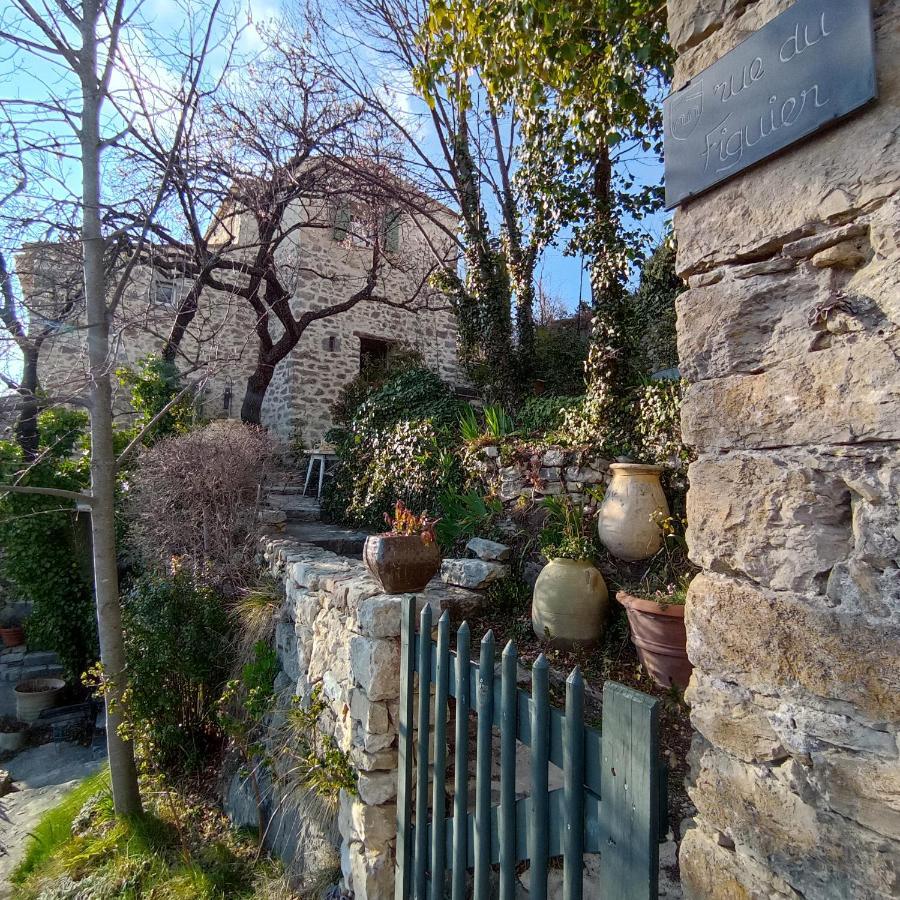 Bed and Breakfast La Fontaine Bargeme Экстерьер фото